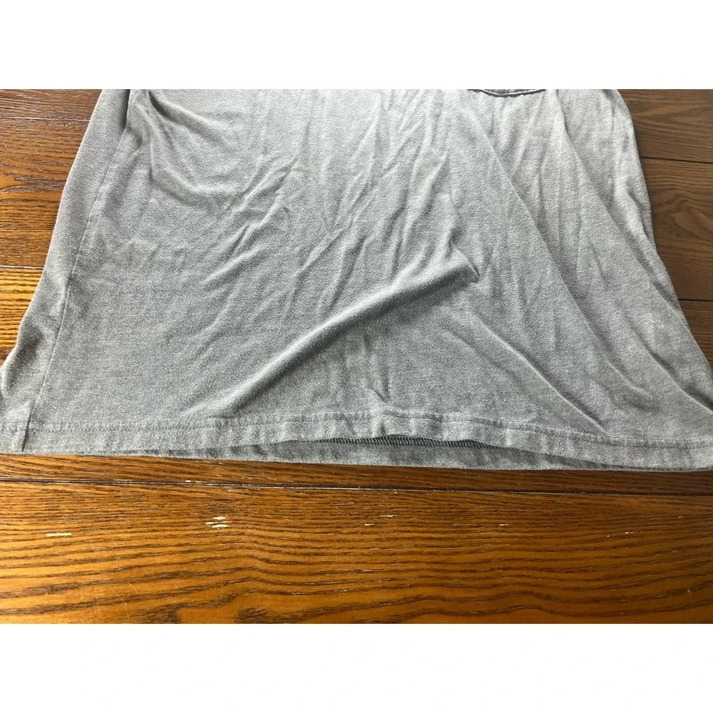 The North Face Shirt Mens Medium Gray Short Sleeve Pocket Tee Lightweight Casual